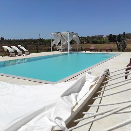 Masseria Vignenove Уджано-ла-К'єза Екстер'єр фото