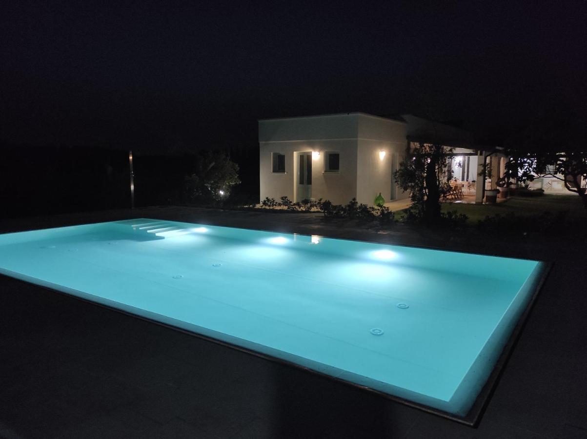 Masseria Vignenove Уджано-ла-К'єза Екстер'єр фото