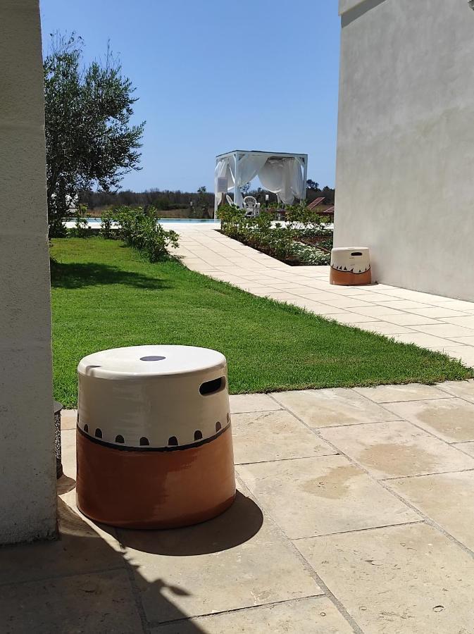 Masseria Vignenove Уджано-ла-К'єза Екстер'єр фото