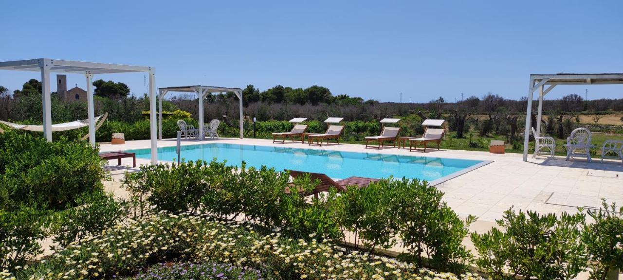 Masseria Vignenove Уджано-ла-К'єза Екстер'єр фото