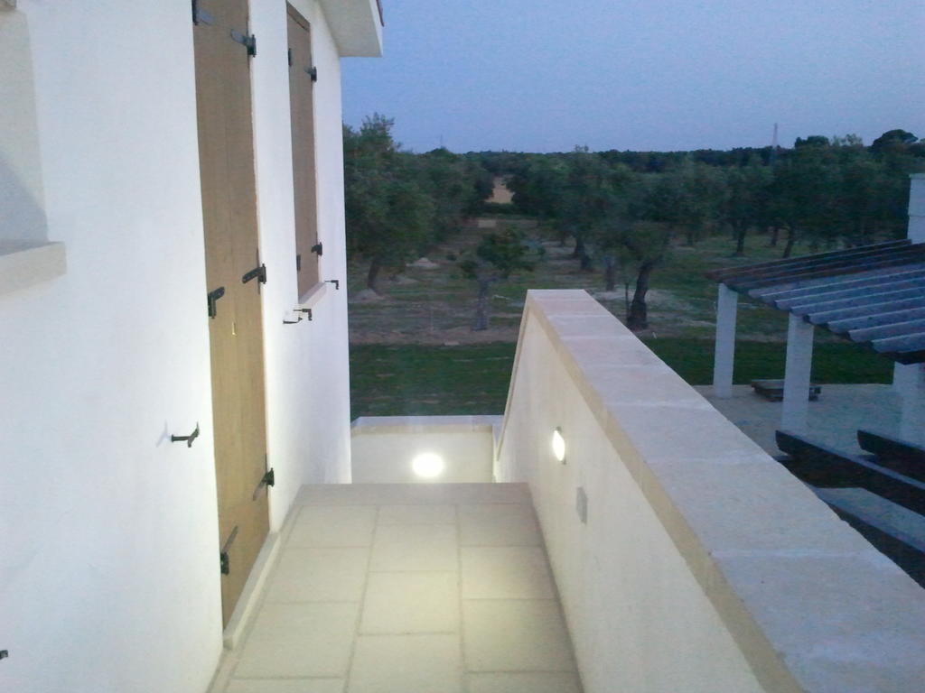 Masseria Vignenove Уджано-ла-К'єза Екстер'єр фото