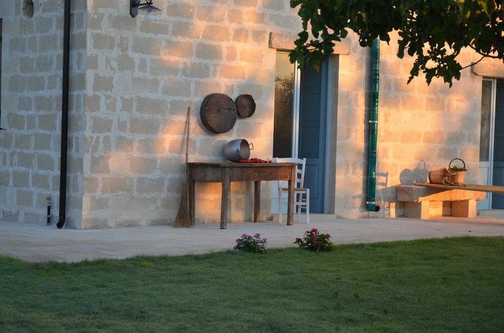 Masseria Vignenove Уджано-ла-К'єза Екстер'єр фото