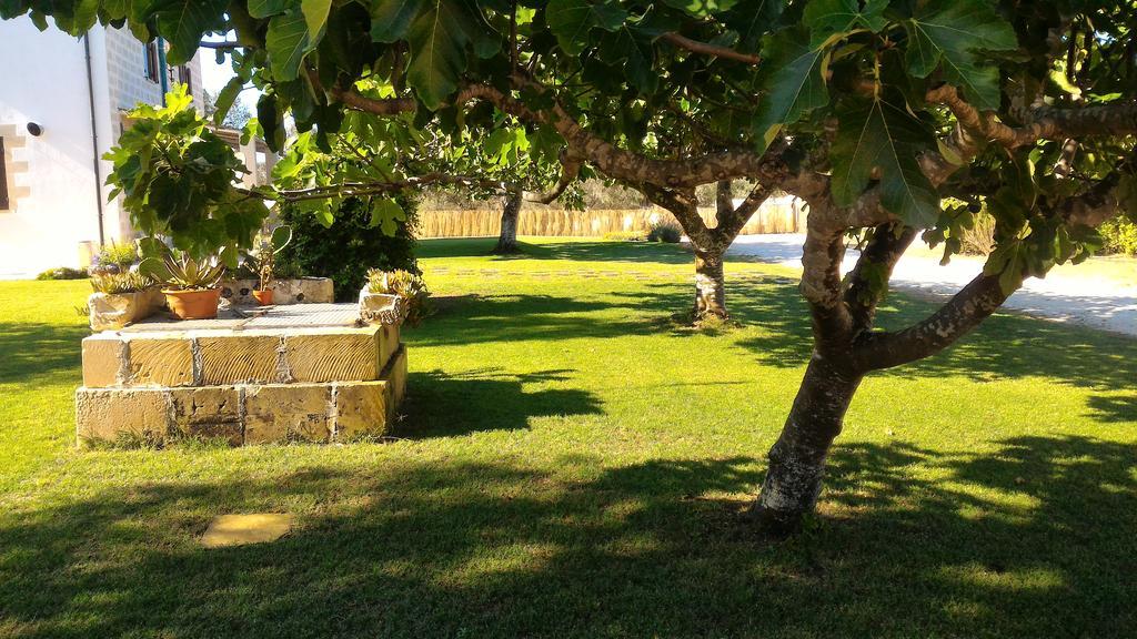 Masseria Vignenove Уджано-ла-К'єза Екстер'єр фото